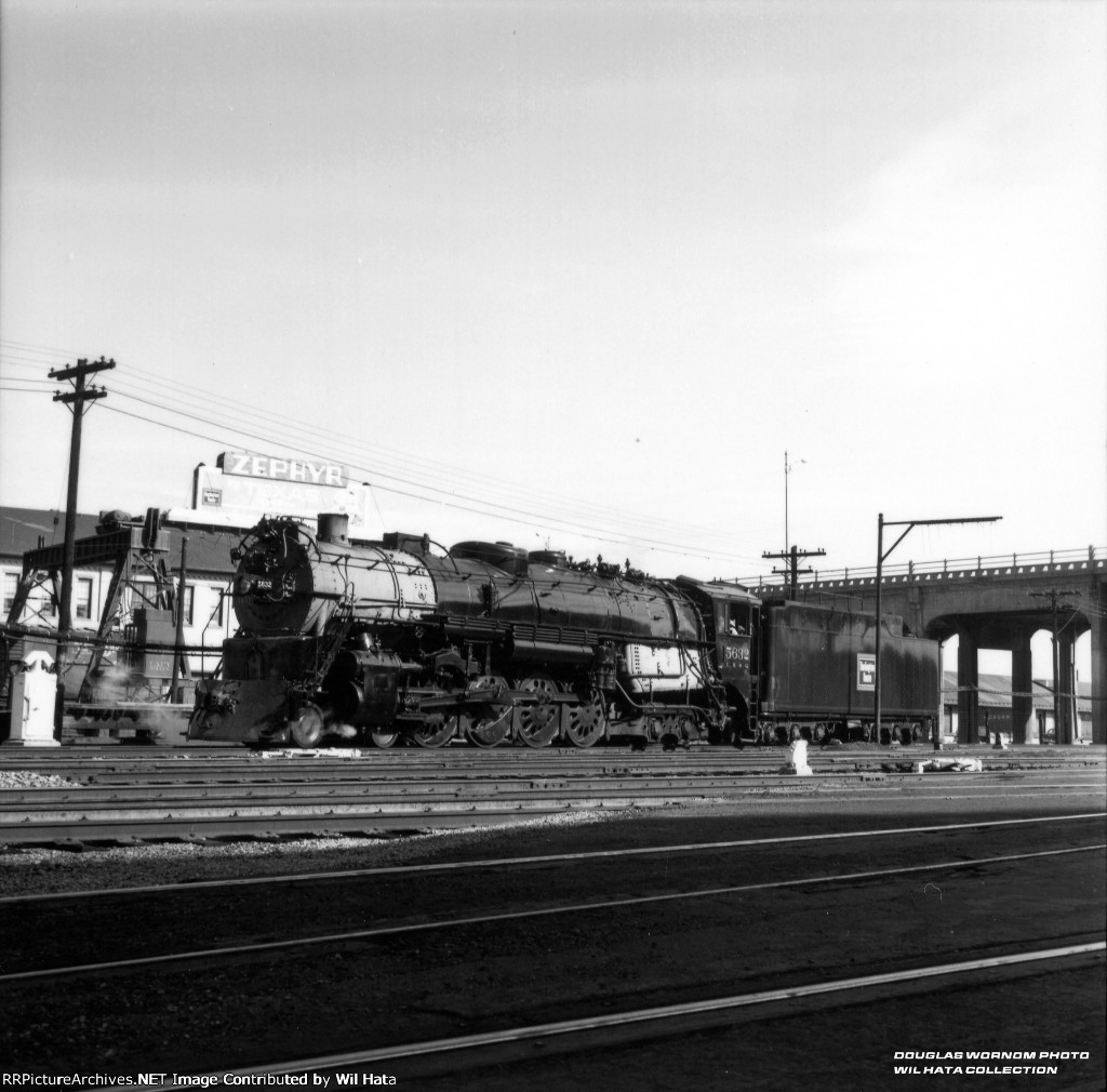 CB&Q 4-8-4 5632